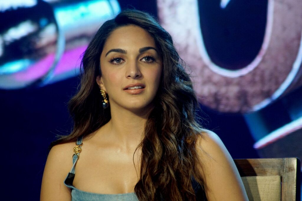 biography of actress kiara advani