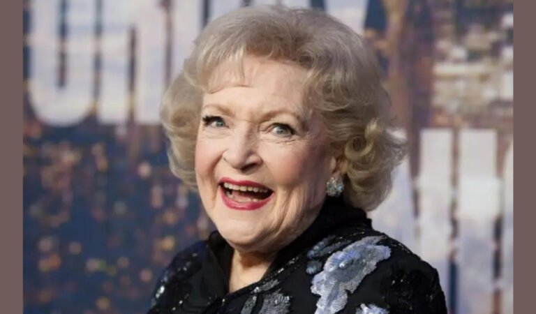Betty White Net Worth, Biography, Awards, Cause of death & Facts