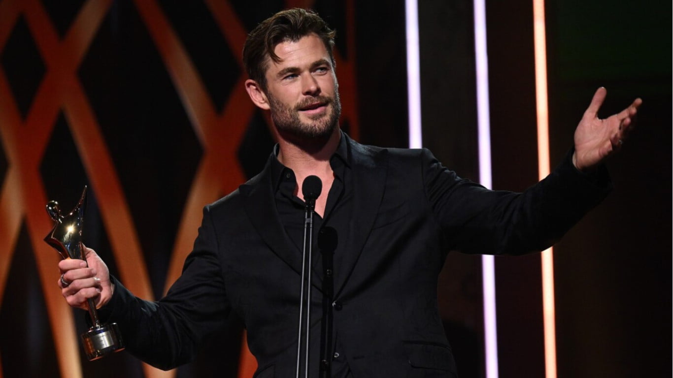Chris Hemsworth Biography - Movies, Wife, Thor, Net worth & facts