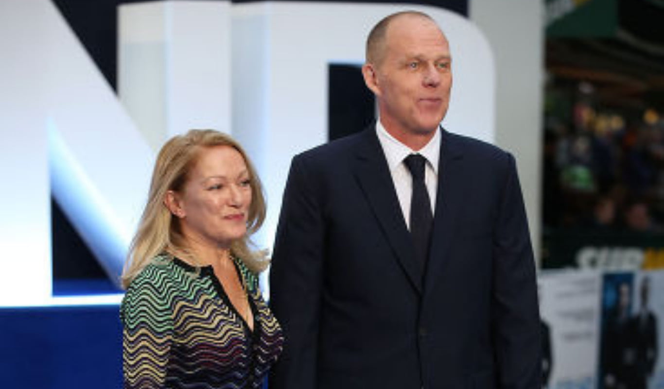 Brian Helgeland's wife is Nancy Helgeland